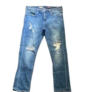 Pilcro slim boyfriend cropped jeans!